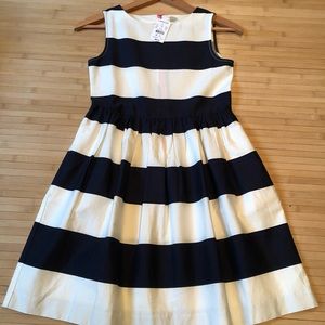 CREWCUTS ( By JCREW) STRIPE DRESS FOR GIRLS, BRAND NEW , STILL WITH THE TAG ) .